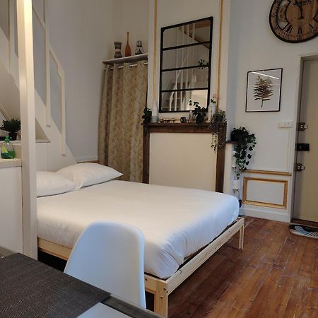 Studio Lumineux Et Fleuri Idealement Situe Lägenhet Caen Exteriör bild