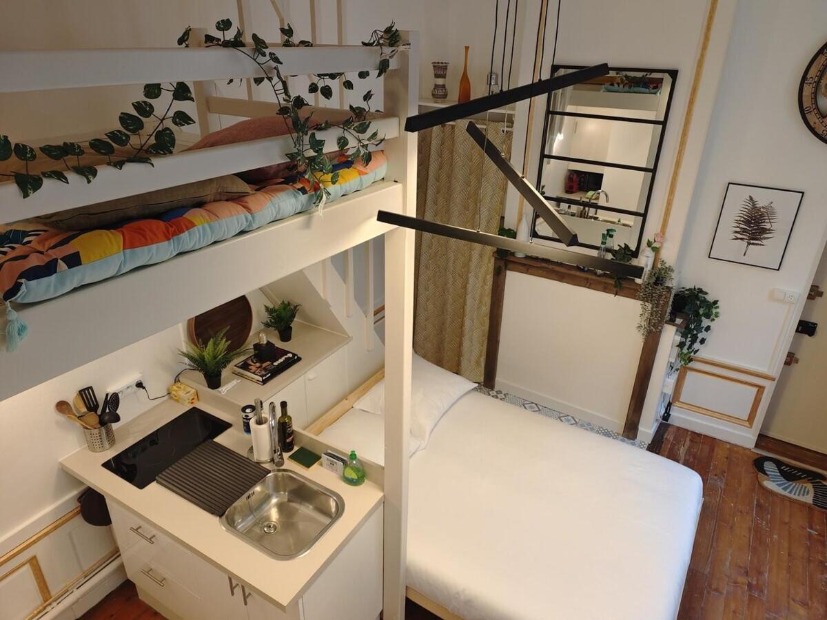 Studio Lumineux Et Fleuri Idealement Situe Lägenhet Caen Exteriör bild