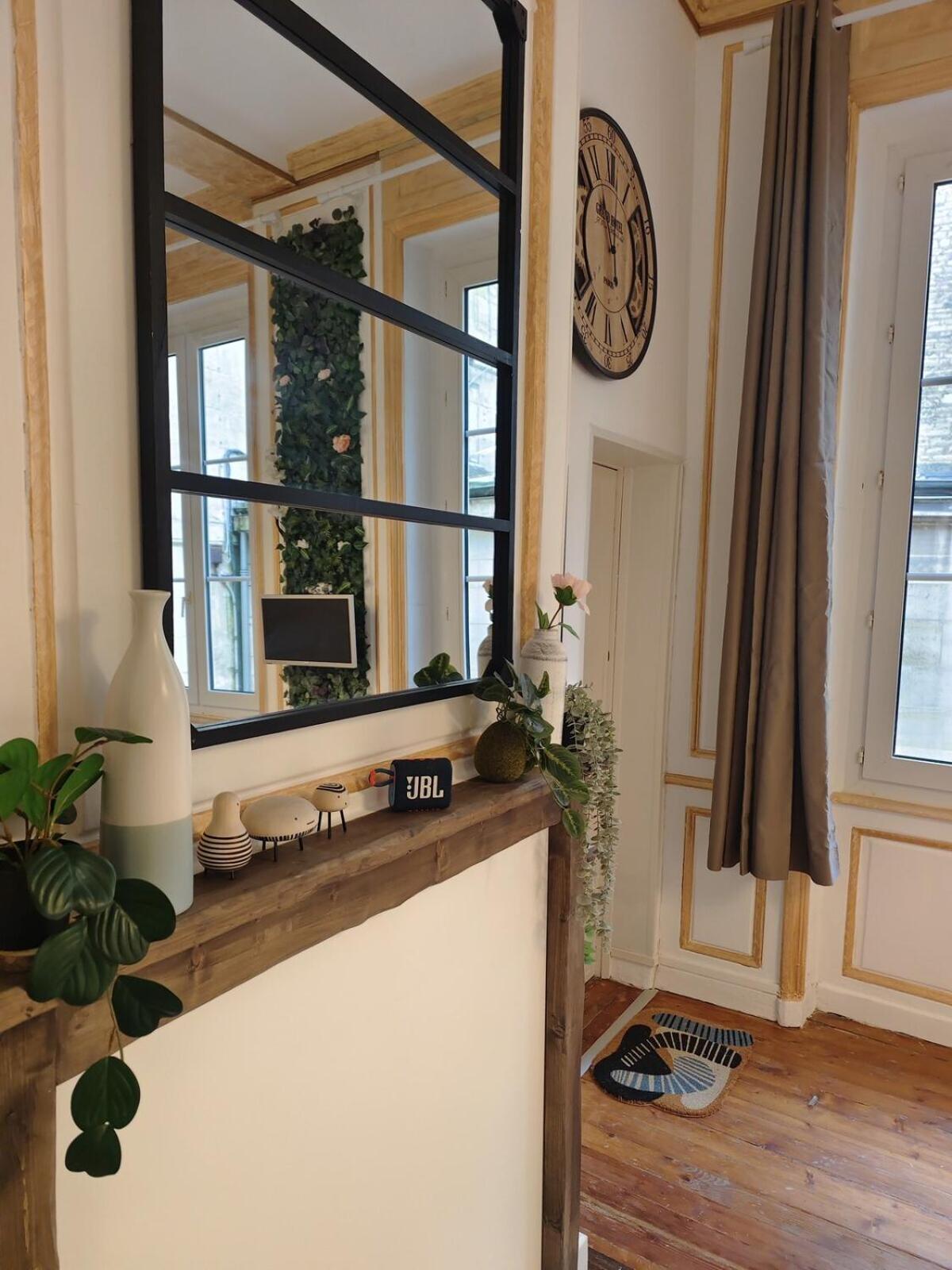 Studio Lumineux Et Fleuri Idealement Situe Lägenhet Caen Exteriör bild