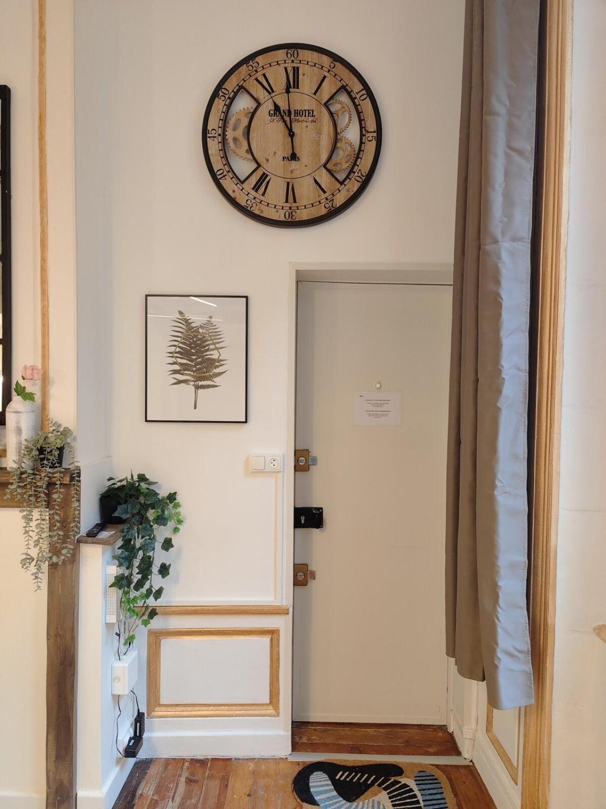 Studio Lumineux Et Fleuri Idealement Situe Lägenhet Caen Exteriör bild